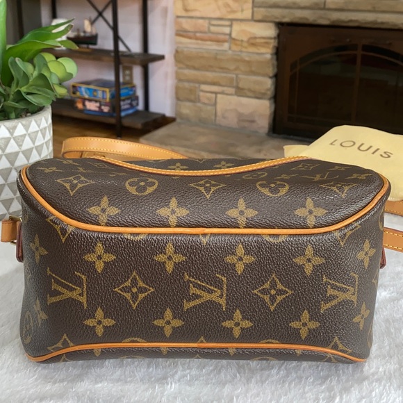 Authentic❤️ LV with dust bag - Picture 6 of 15